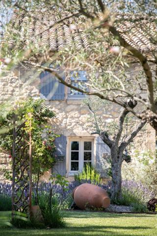 L'Isle-sur-la-Sorgue (84800) PROPRIETE 360 M2