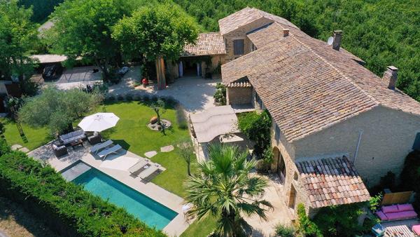 L'Isle-sur-la-Sorgue (84800) PROPRIETE 360 M2