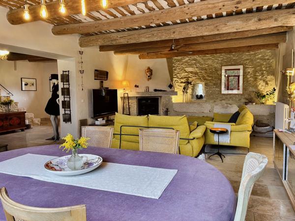 L'Isle-sur-la-Sorgue (84800) PROPRIETE 360 M2