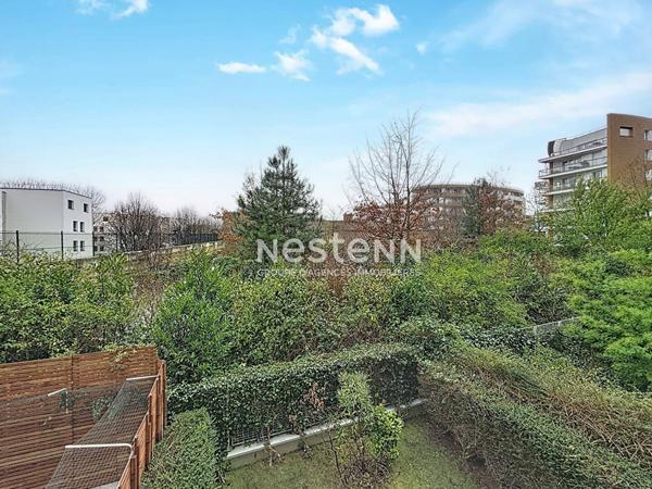 ISSY LES MOULINEAUX - FORT D'ISSY - Vente appartement 3 pièces traversant de 67.84 m² avec une terrasse orienté Sud/Ouest