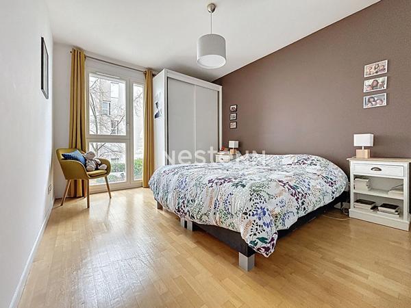 ISSY LES MOULINEAUX - FORT D'ISSY - Vente appartement 3 pièces traversant de 67.84 m² avec une terrasse orienté Sud/Ouest