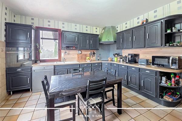 Maison 7 pièces - 220 m² Exclusivité efficity
