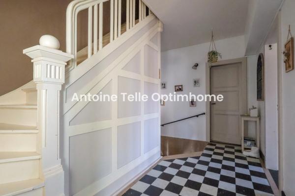 Proche Le Cateau 59360 - Maison individuelle avec nombreuses dépendances & jardin sur 1700m²