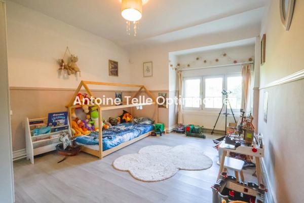Proche Le Cateau 59360 - Maison individuelle avec nombreuses dépendances & jardin sur 1700m²