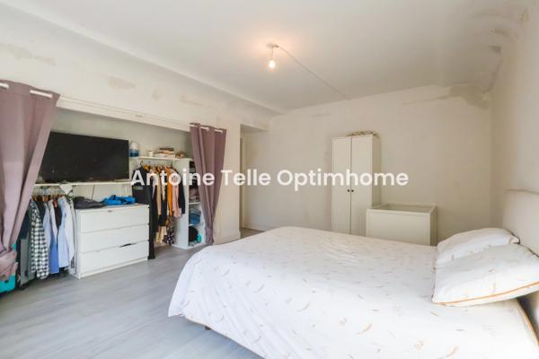 Proche Le Cateau 59360 - Maison individuelle avec nombreuses dépendances & jardin sur 1700m²