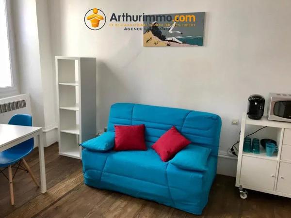 Vente                                                      Immeuble
                        
                     9 pièces                      107 m2                     à Foix