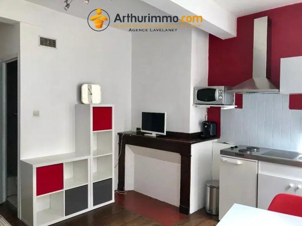 Vente                                                      Immeuble
                        
                     9 pièces                      107 m2                     à Foix