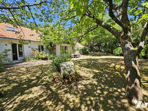 SAINT-HERBLAIN Bouvardière, Maison 4 Chambres, 1 bureau, un garage sur parcelle de 1060m²