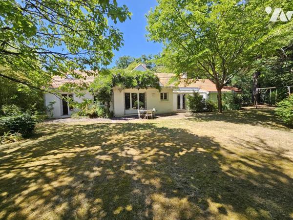 SAINT-HERBLAIN Bouvardière, Maison 4 Chambres, 1 bureau, un garage sur parcelle de 1060m²