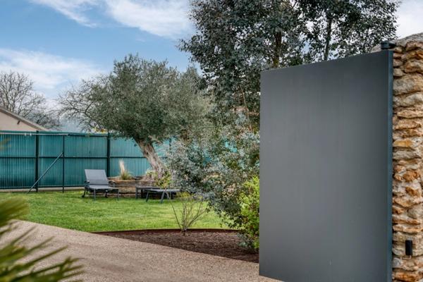 Dpt Yvelines (78), à vendre très proche Thoiry, maison de caractère, 6 pièces