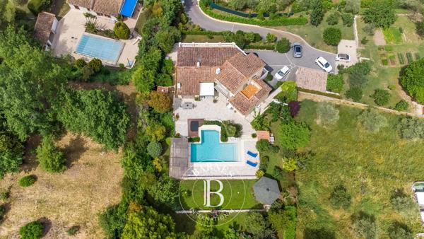 Mouans-Sartoux, Villa 6 Chambres -  250 m² à vendre