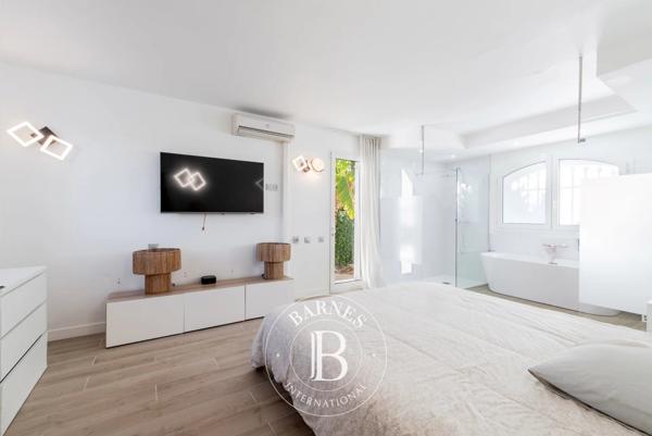 Mouans-Sartoux, Villa 6 Chambres -  250 m² à vendre