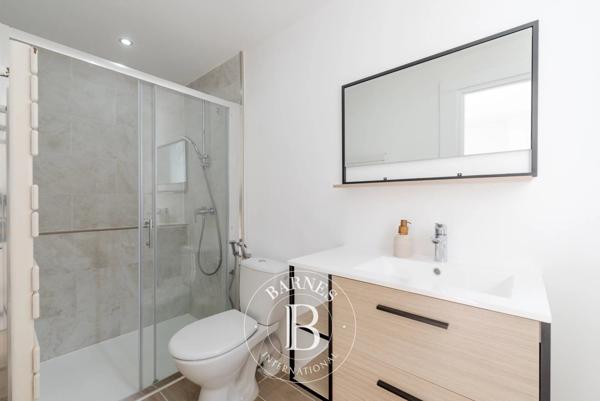 Mouans-Sartoux, Villa 6 Chambres -  250 m² à vendre