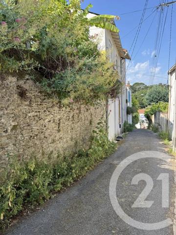 Maison à vendre  2 pièces - 36,25 m 2   PORNIC  - 44