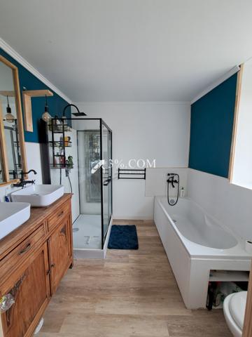 Maison 7 pièce(s) 4 chambre(s) 134.8 m²