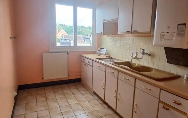 Appartement à vendre    3 pièces • 80 m2 Bourges