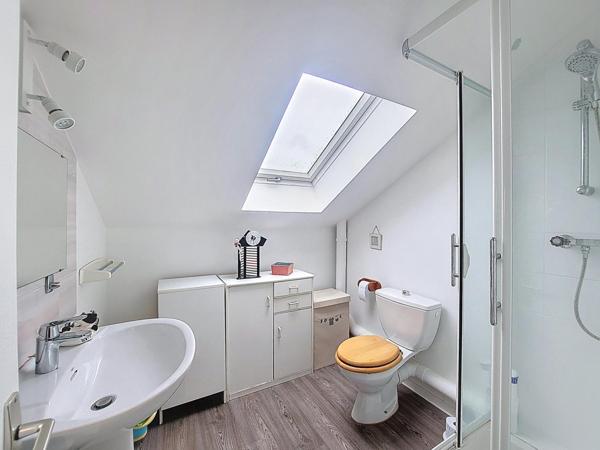 Maison familiale proche du Lycée International