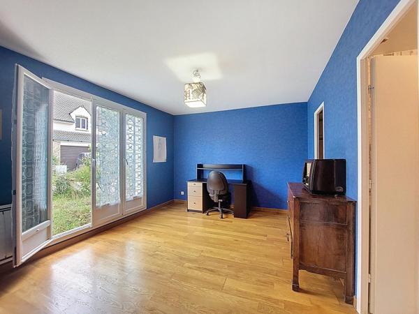 Maison familiale proche du Lycée International