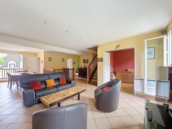 Maison familiale proche du Lycée International