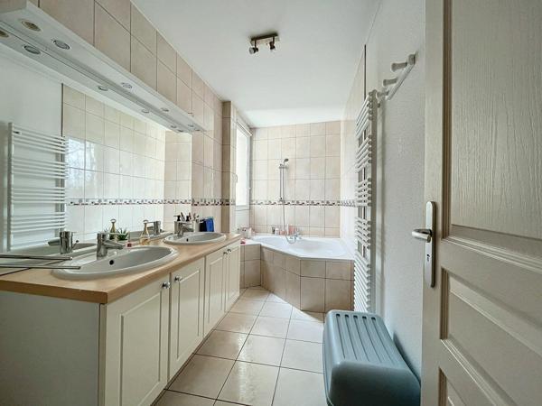 Appartement à louer    4 pièces • 125,92 m2 Mulhouse