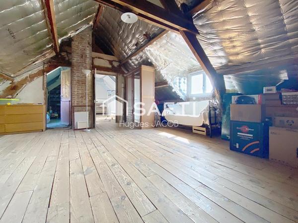 Propriété de caractère en pierre proche toutes commodités