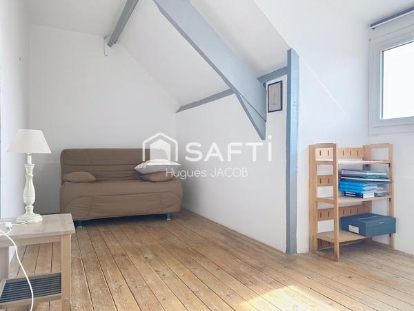 Propriété de caractère en pierre proche toutes commodités