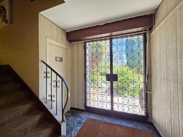 Maison 7 pièces - 241 m²