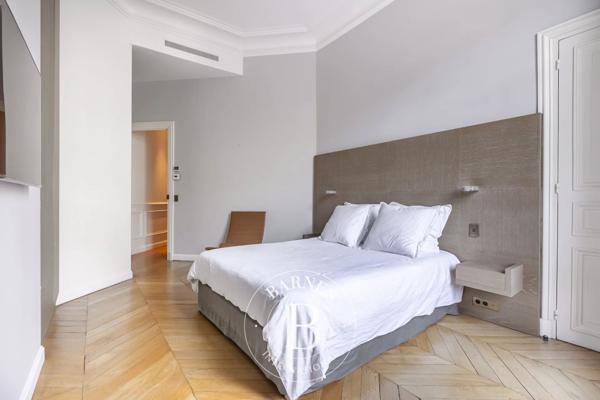 Paris 17ème, Appartement 4 Chambres -  219 m² à vendre
