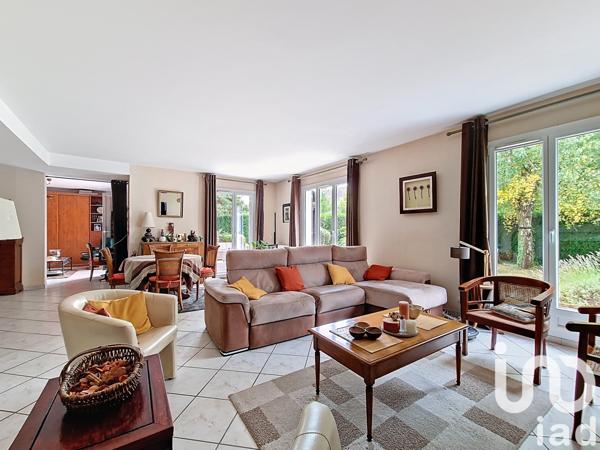 House for sale 8 rooms 235 m² Gometz-la-Ville