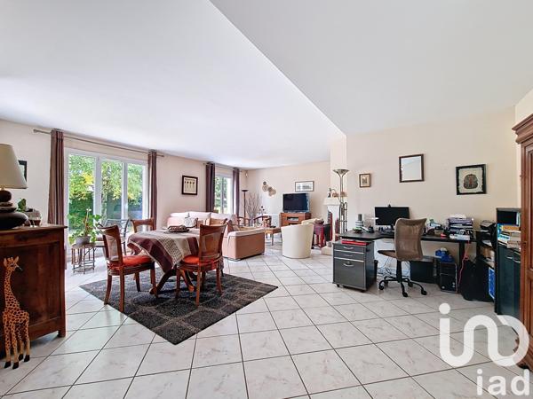 House for sale 8 rooms 235 m² Gometz-la-Ville