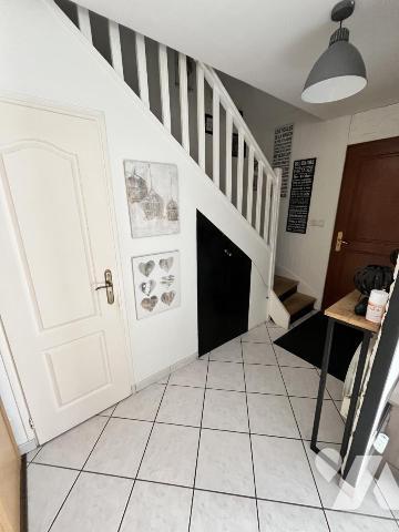 Maison individuelle située à NEUILLY EN THELLE