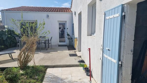 Charente Maritime (17), A vendre St-PIERRE OLERON charmante maison pêcheur P3 98m² plain-pied sur Terrain de 687m²