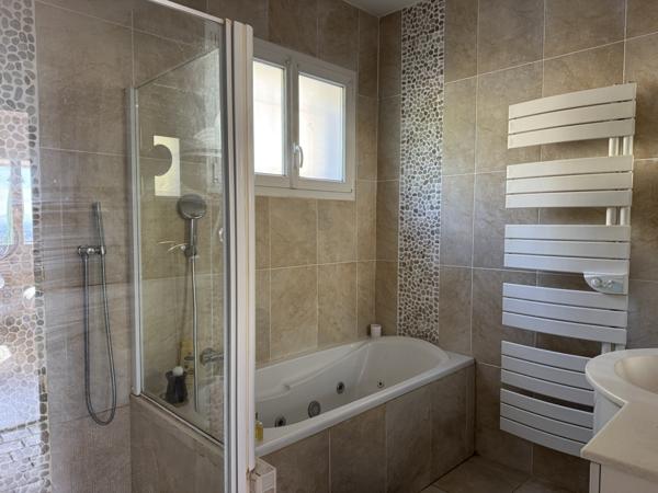 Les Angles (30133) Villa avec vue