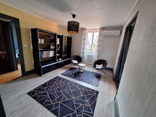 Maison Montceau Les Mines 5 pièce(s) 197 m2