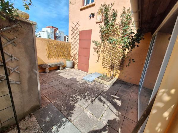 Maison Montceau Les Mines 5 pièce(s) 197 m2