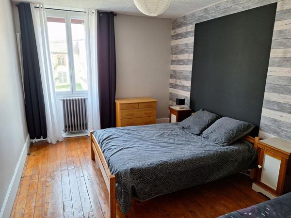 Maison Montceau Les Mines 5 pièce(s) 197 m2