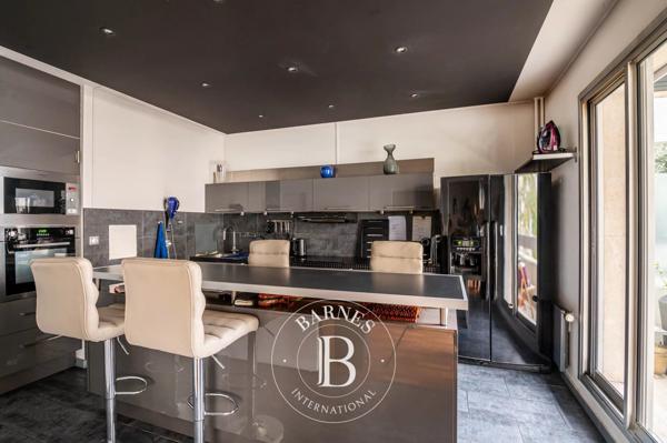 Neuilly-sur-Seine, Appartement 2 Chambres -  104 m² à vendre