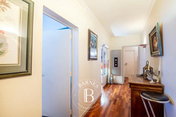 Neuilly-sur-Seine, Appartement 2 Chambres -  104 m² à vendre