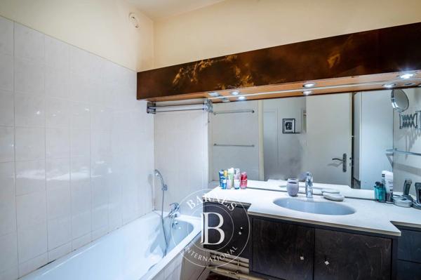 Neuilly-sur-Seine, Appartement 2 Chambres -  104 m² à vendre