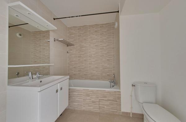 Appartement Ozoir La Ferrière 1 pièce 27.89 m2