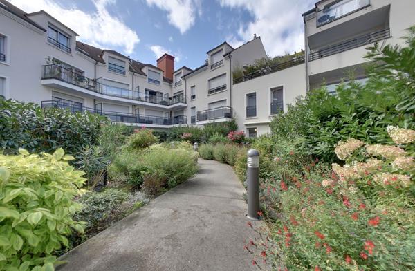 Appartement Ozoir La Ferrière 1 pièce 27.89 m2