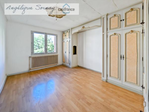 Maison familiale avec fort potentiel – 175 m² habitables – à Lons-le-Saunier