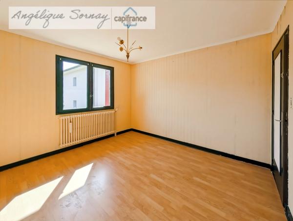 Maison familiale avec fort potentiel – 175 m² habitables – à Lons-le-Saunier