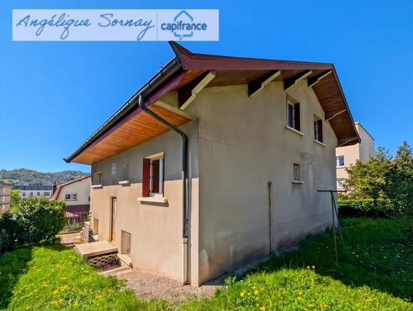 Maison familiale avec fort potentiel – 175 m² habitables – à Lons-le-Saunier