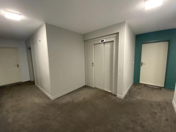 Appartement 3 pièce(s) 2 chambre(s) 81 m²