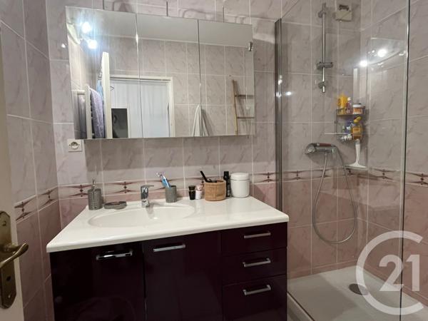 Appartement T5 à vendre  4 pièces - 96,66 m2 ST ETIENNE - 42