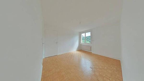 Appartement 3 pièces                                        - 42100 Saint-Étienne Réf : 10348