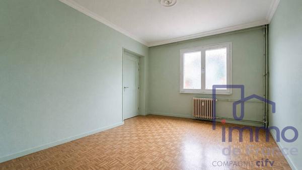 Appartement 5 pièces                                        - 42000 Saint-Étienne Réf : 2886-CIFVFOREZVELAY
