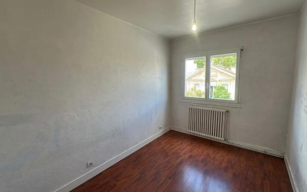 Appartement à vendre    3 pièces •  Talence