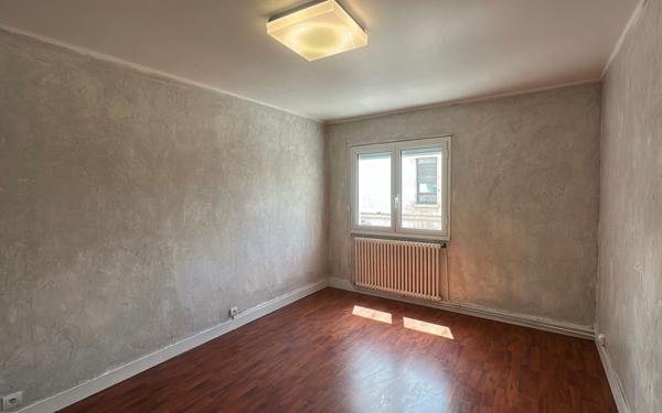 Appartement à vendre    3 pièces •  Talence